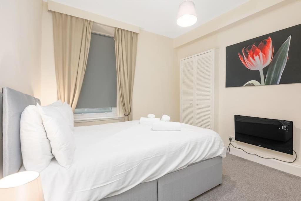 Two Bedroom Apartment-Central Edinburgh-Old Town-Licensed ภายนอก รูปภาพ