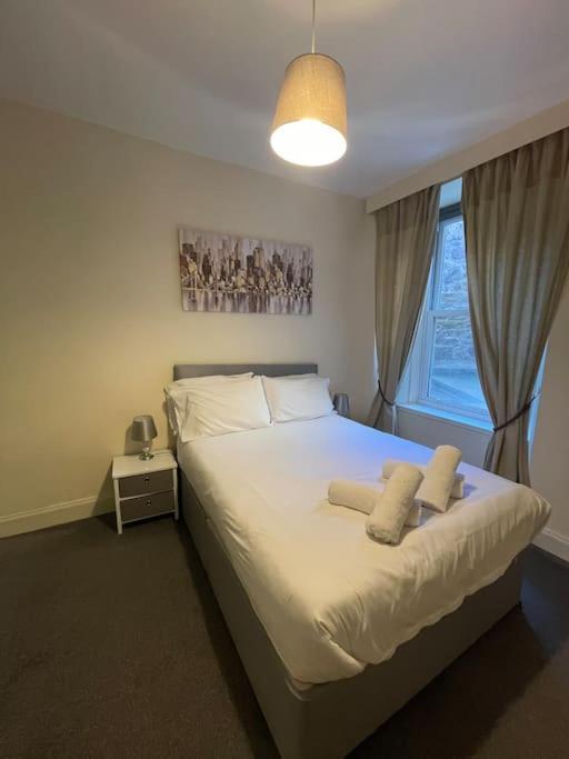 Two Bedroom Apartment-Central Edinburgh-Old Town-Licensed ภายนอก รูปภาพ