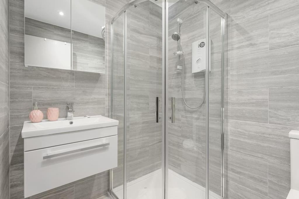 Two Bedroom Apartment-Central Edinburgh-Old Town-Licensed ภายนอก รูปภาพ