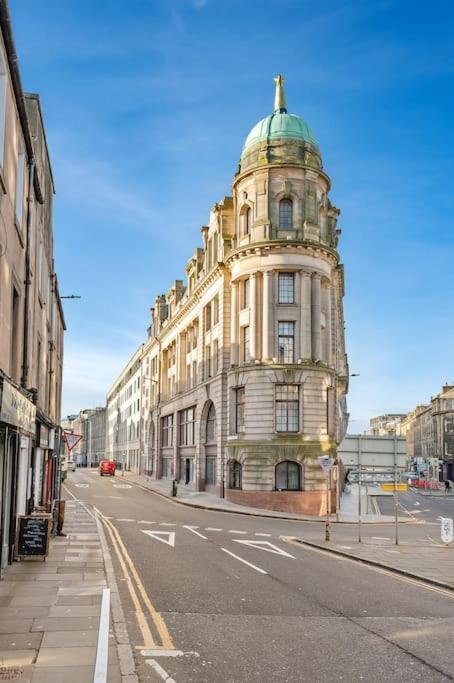 Two Bedroom Apartment-Central Edinburgh-Old Town-Licensed ภายนอก รูปภาพ
