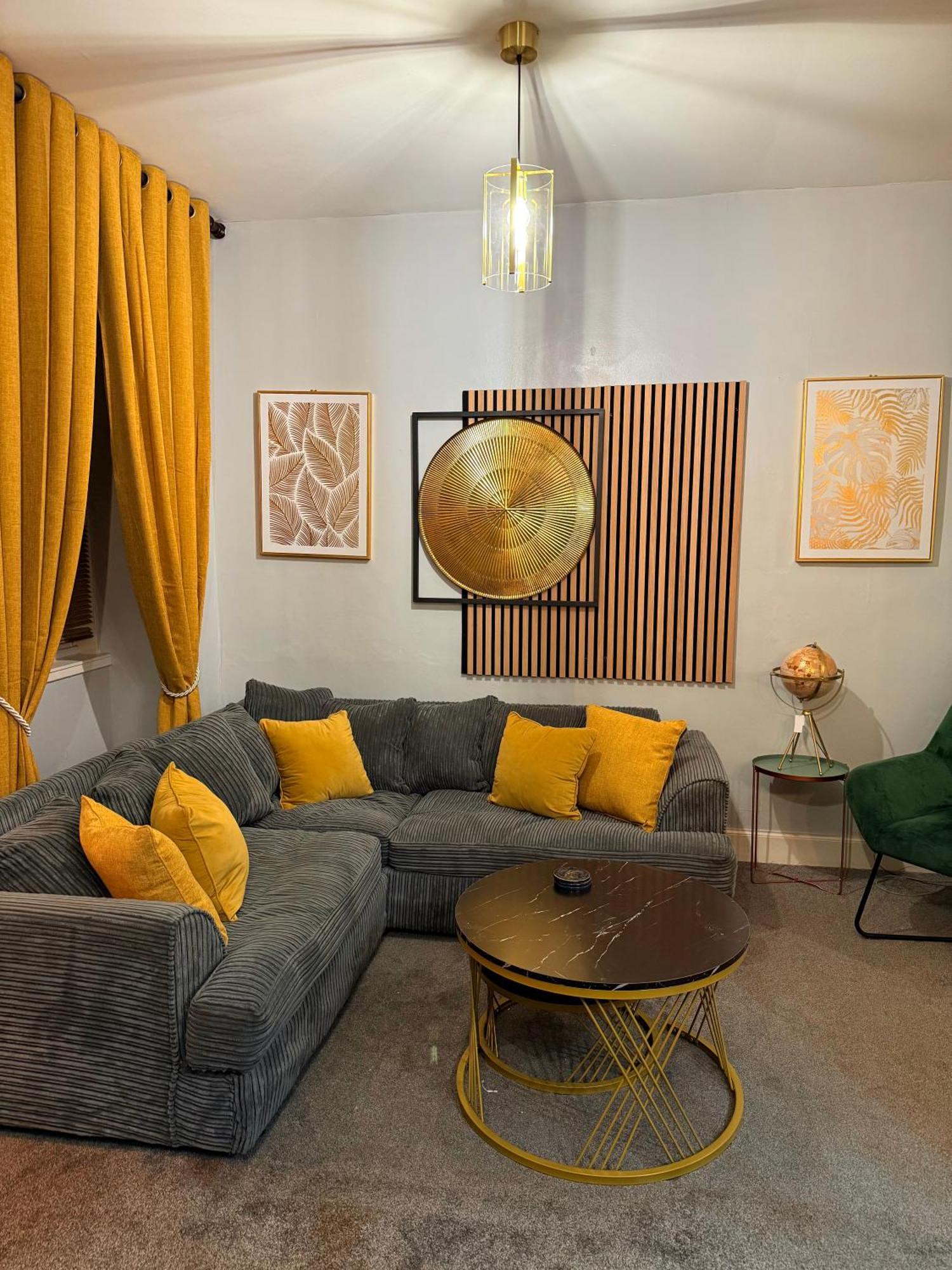 Two Bedroom Apartment-Central Edinburgh-Old Town-Licensed ภายนอก รูปภาพ